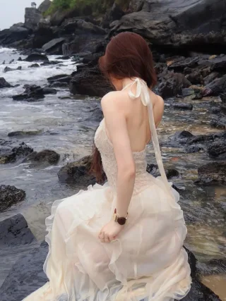 Photo 2 of Váy maxi ren kem Amelie size S