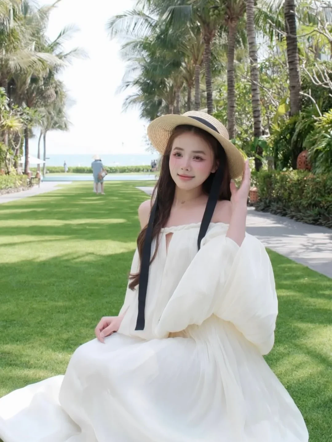 Photo 4 of Váy maxi trễ vai voan vàng Amelie