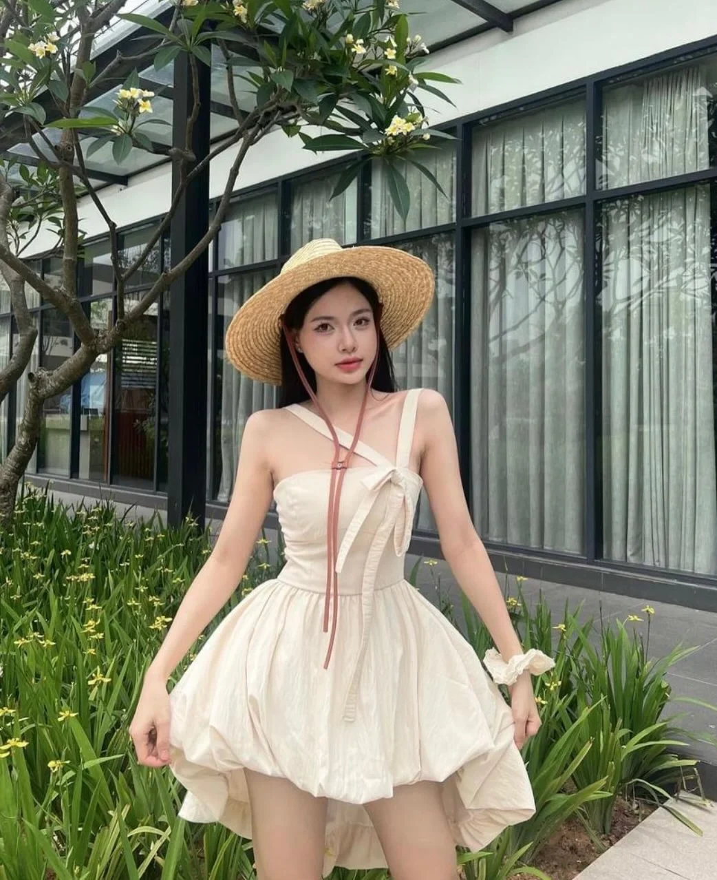 Ảnh 3 của Đầm mini be hai dây size S