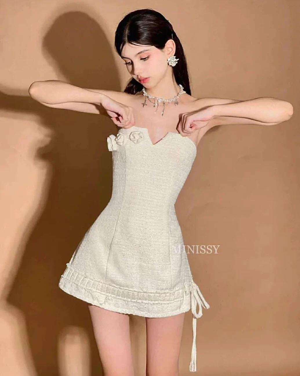 Ảnh 1 của Đầm mini tweed kem nữ tính