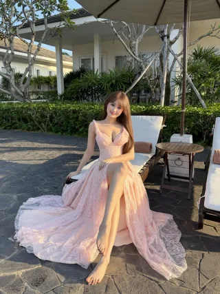 Ảnh 1 của Váy dạ hội ren hồng pastel nữ