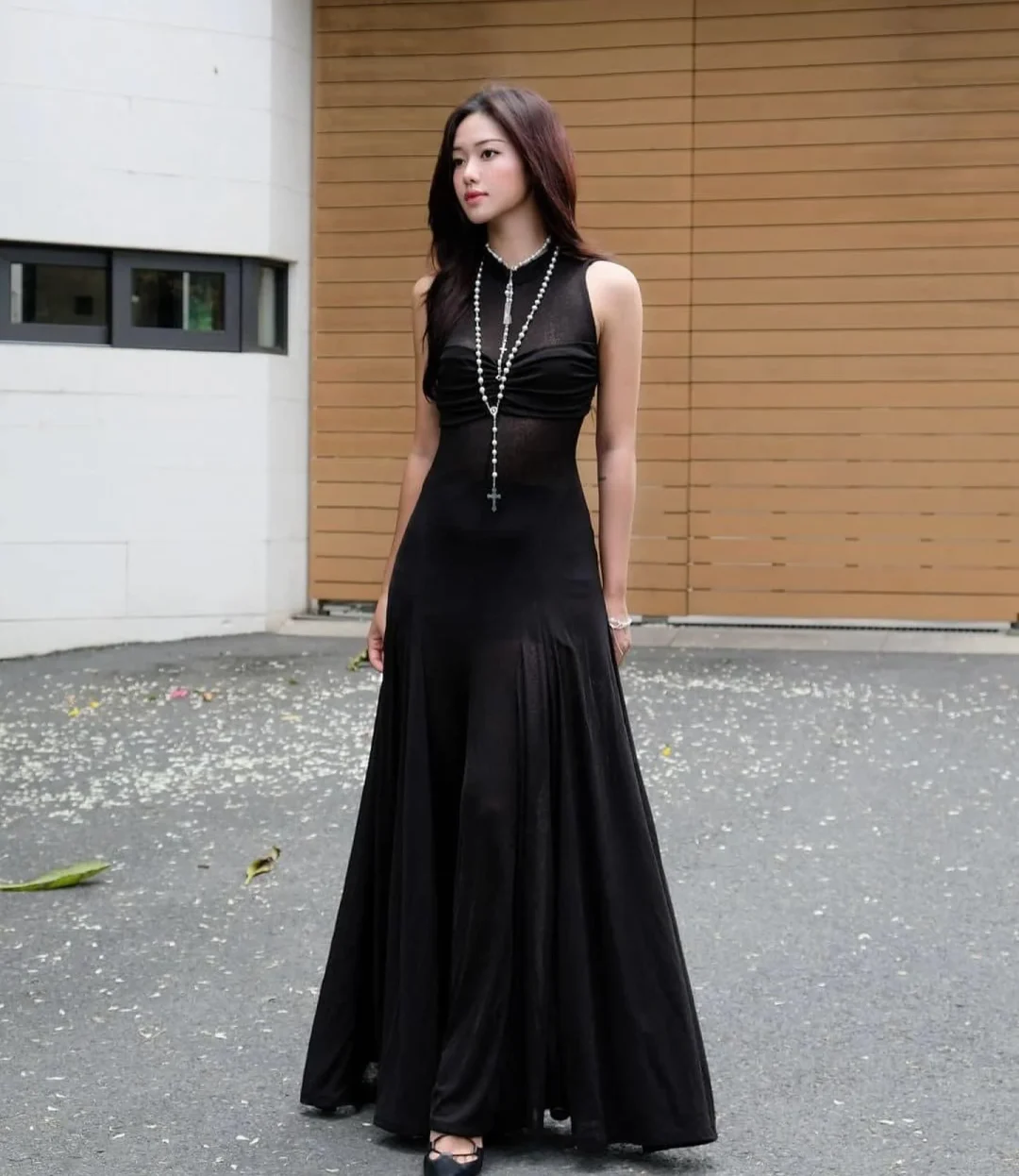 Photo 1 of Váy maxi đen Oceana London size S