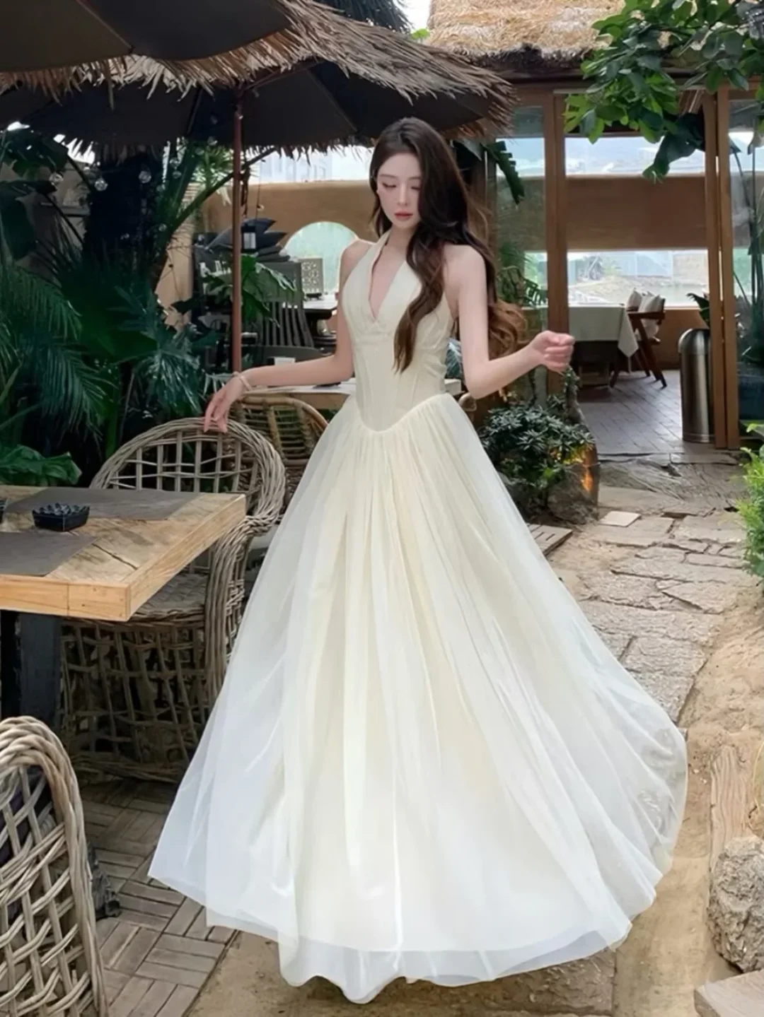 Ảnh 1 của Váy dạ hội voan trắng kem size S/M