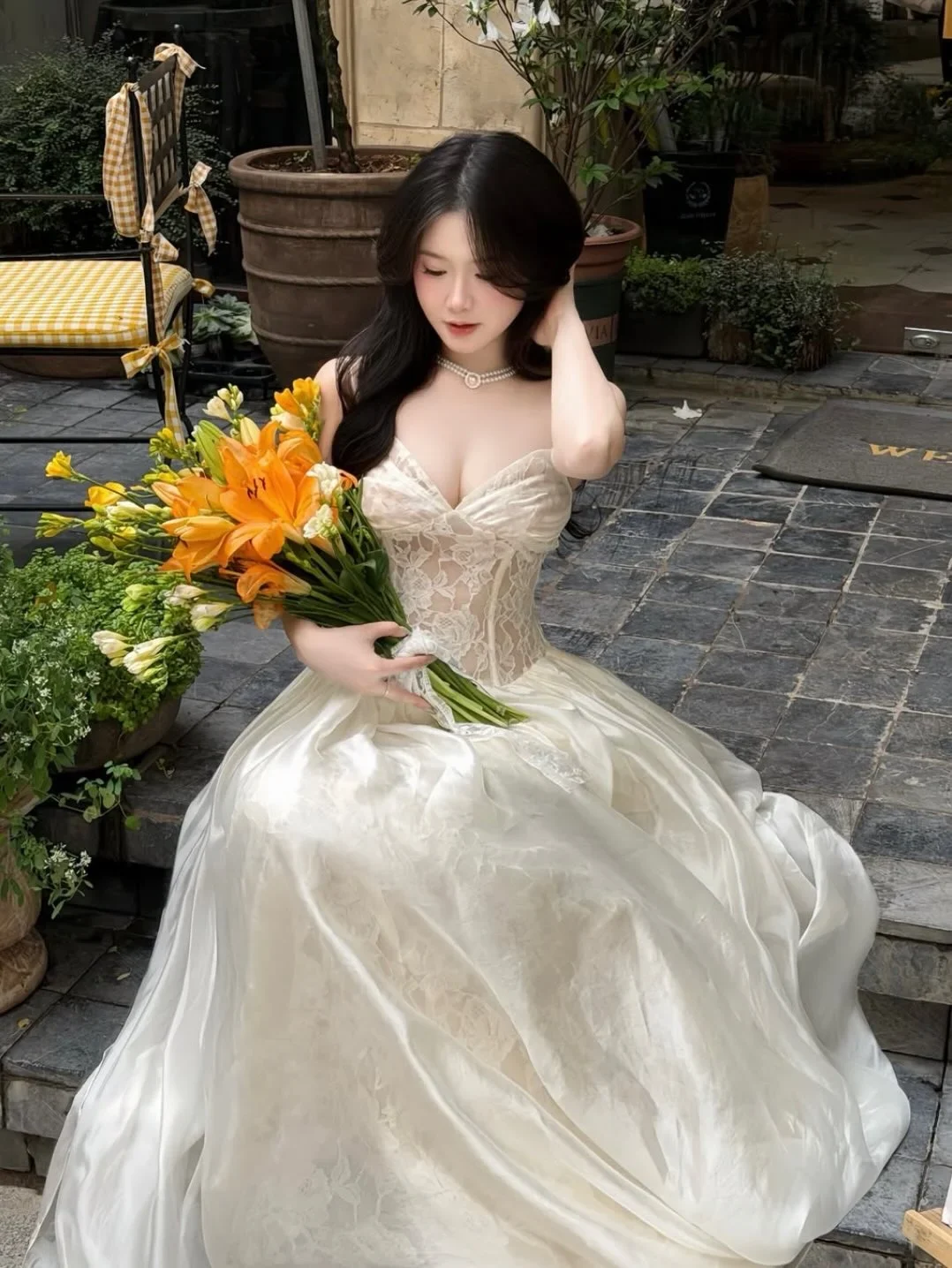 Photo 3 of Váy cưới ren corset trắng kem Amelie