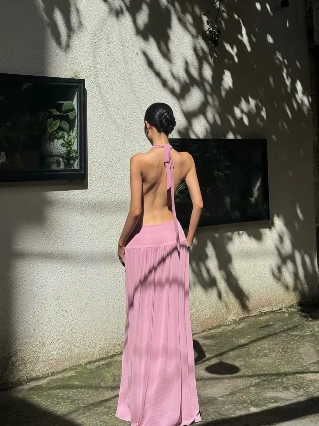 Ảnh 4 của Váy maxi cổ yếm xếp ly hồng nhạt Iamcoco