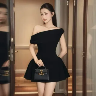 Ảnh 1 của Váy mini trễ vai đen nữ sang trọng