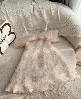 Ảnh 1 của Váy ren hồng trễ vai nữ size S
