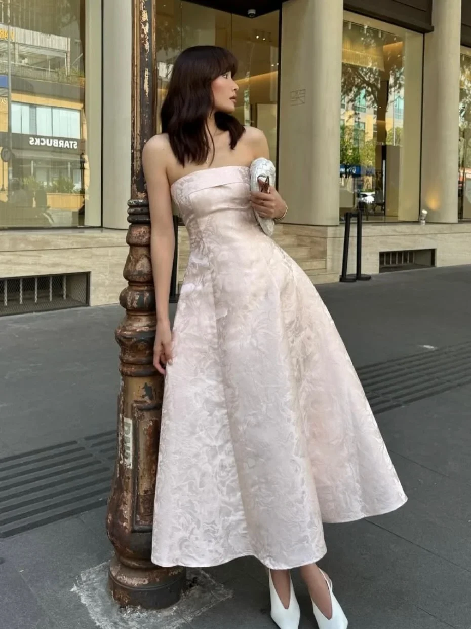 Ảnh 1 của Đầm strapless ren hoa hồng Fini8