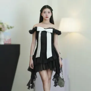 Ảnh 1 của Đầm trễ vai đen nơ trắng nữ tính