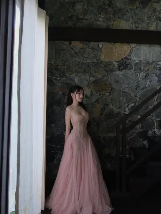 Photo 4 of Váy dạ hội voan hồng pastel Ononmade