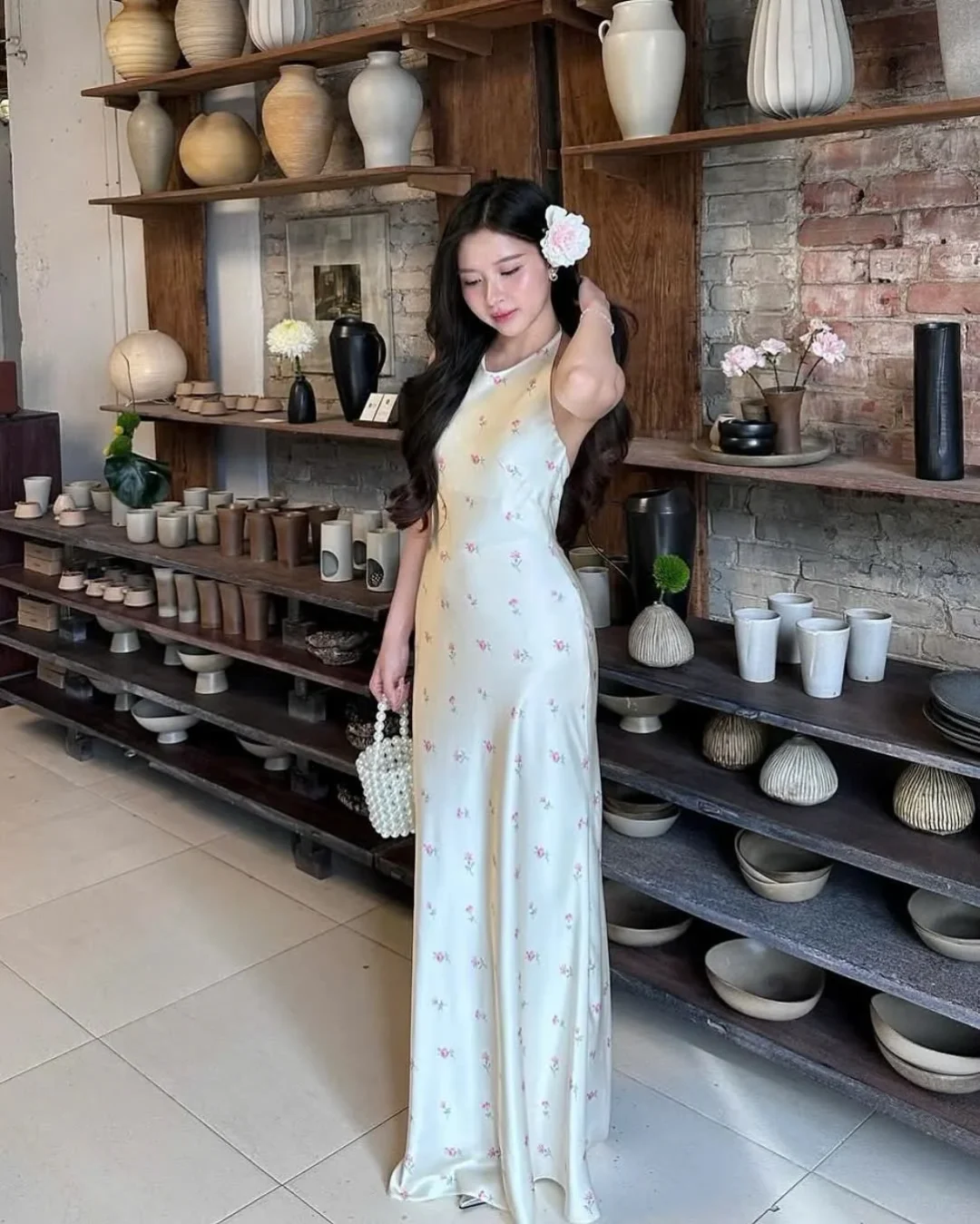 Photo 1 of Váy dài lụa hoa nhí kem Dressesinsilk