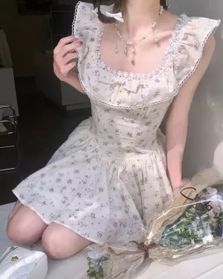 Ảnh 3 của Váy babydoll hoa ren vintage nữ