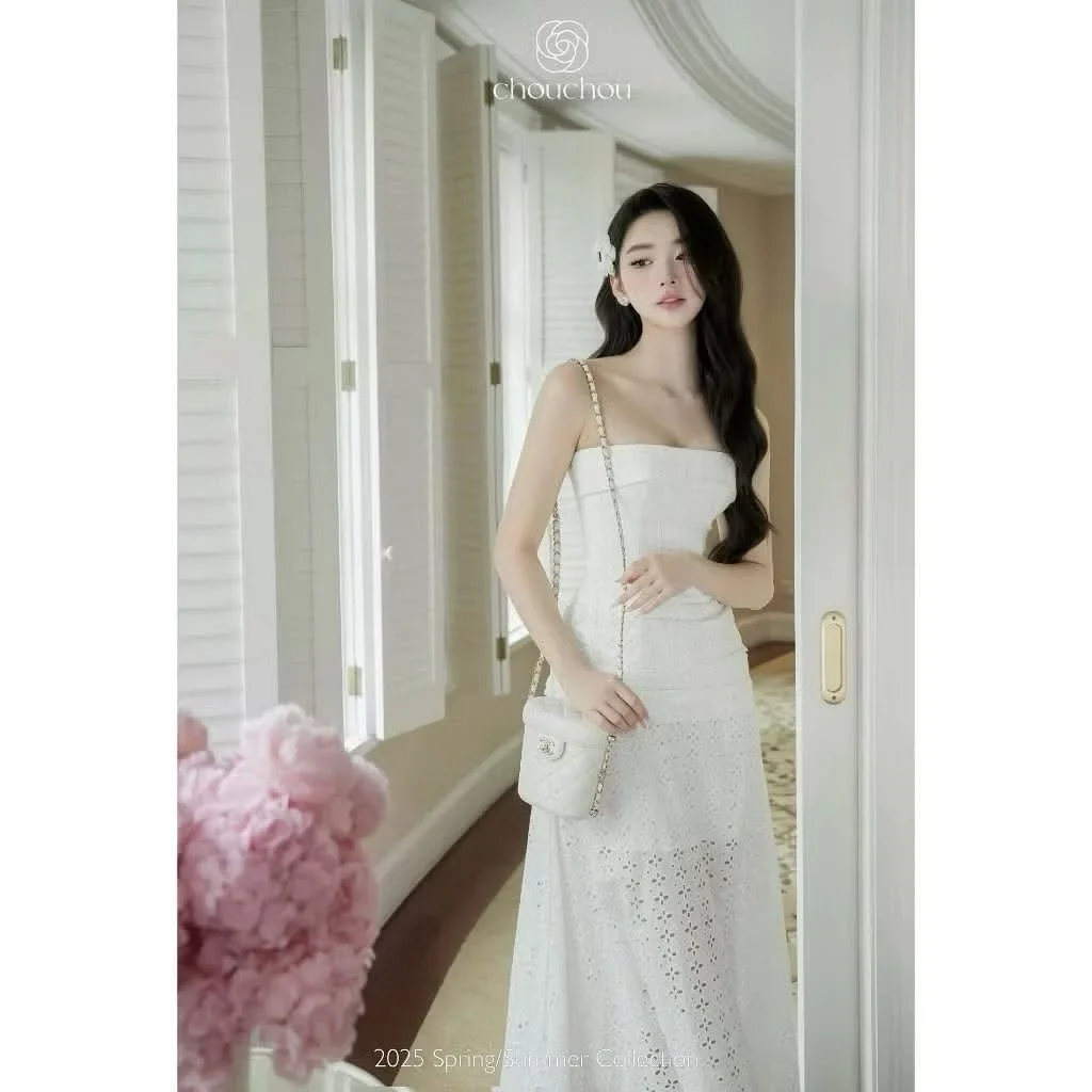 Ảnh 2 của Váy maxi trắng ren mắt cáo nữ