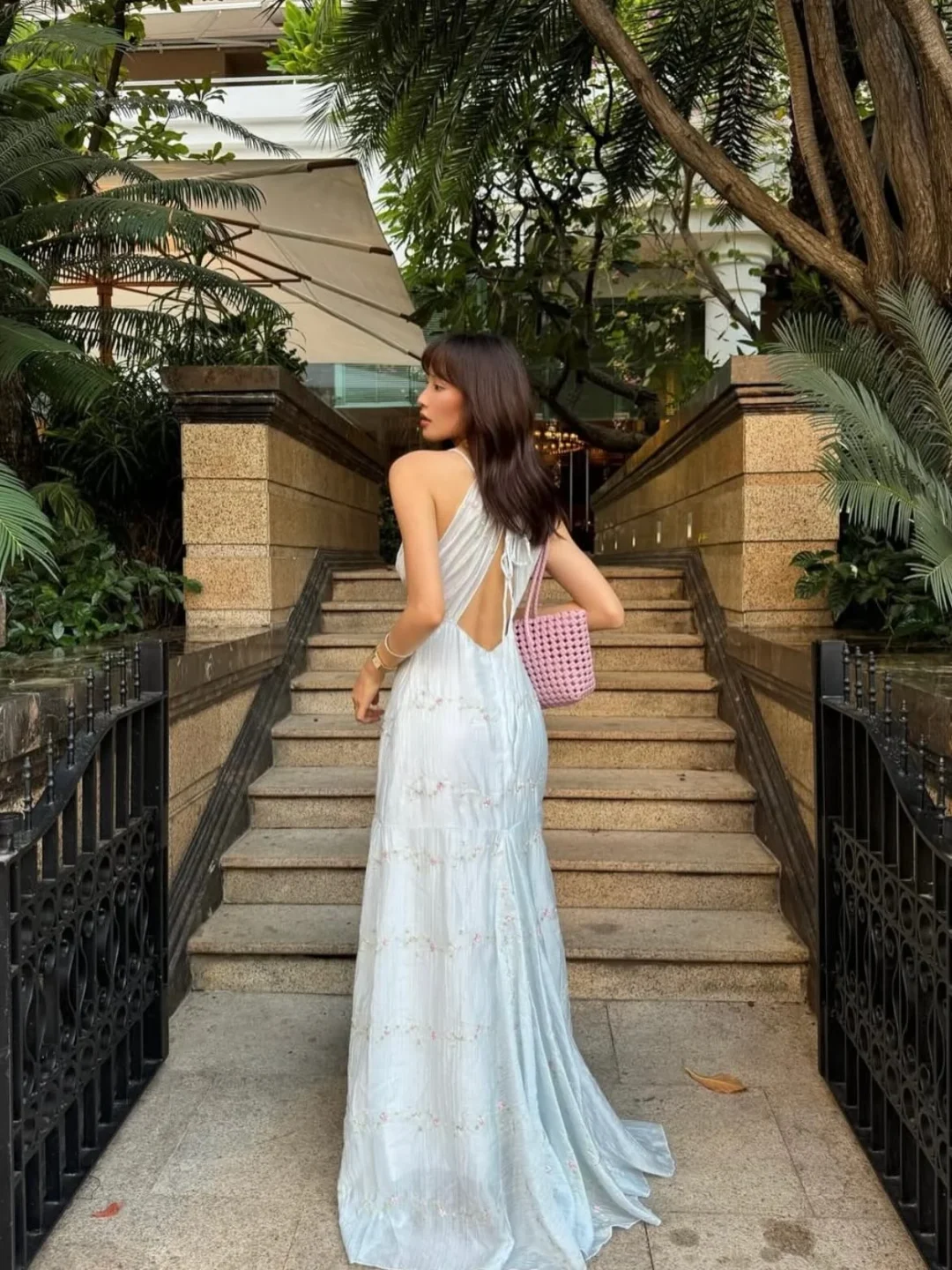 Photo 6 of Váy maxi voan thêu hoa xanh nhạt Takeit