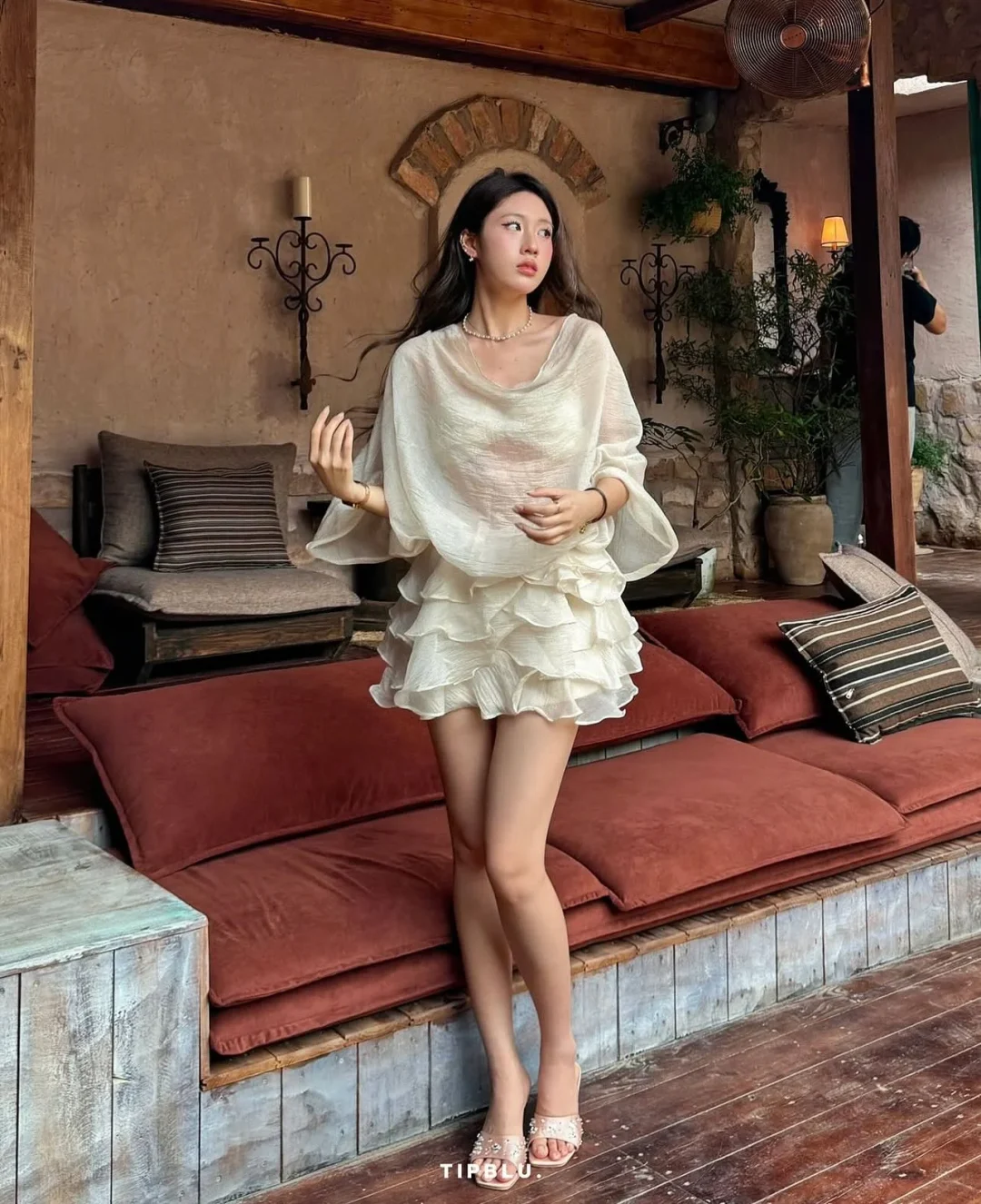 Photo 7 of Váy voan trắng bèo nhún Tipblu size S