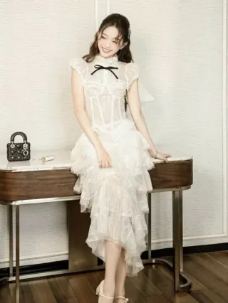 Photo 3 of Đầm ren trắng corset size S nữ