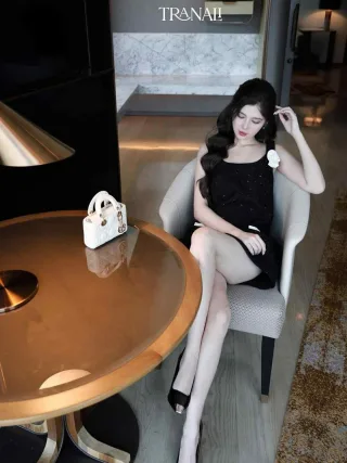Ảnh 2 của Đầm sequin đen mini sang trọng nữ