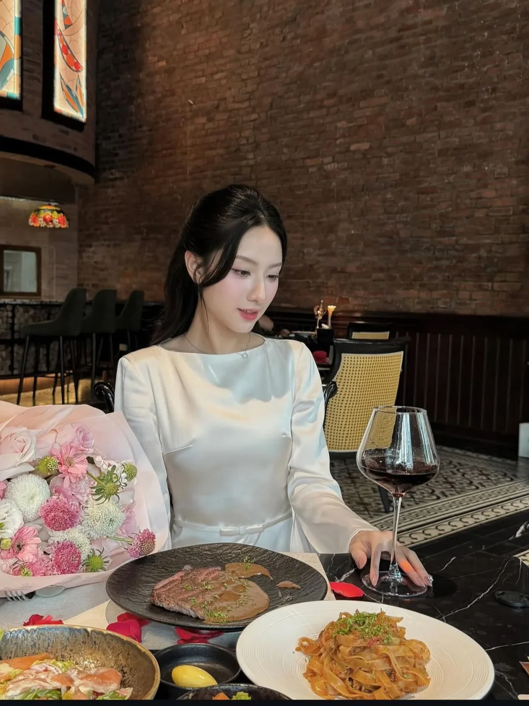Ảnh 6 của Váy trắng tay loe nữ Joie Des Roses