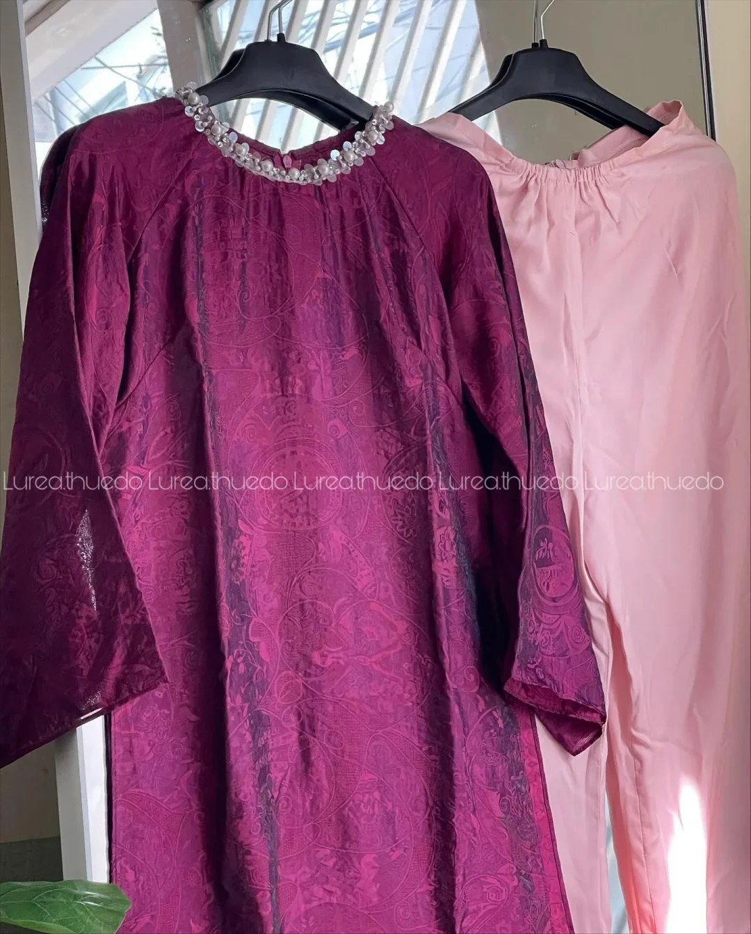 Photo 8 of Áo Dài Nữ Truyền Thống Nhiều Màu Cho Thuê