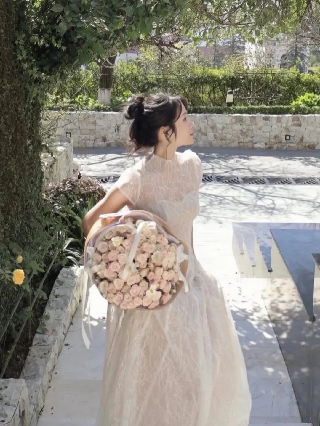 Photo 1 of Váy ren trắng dài nữ size S