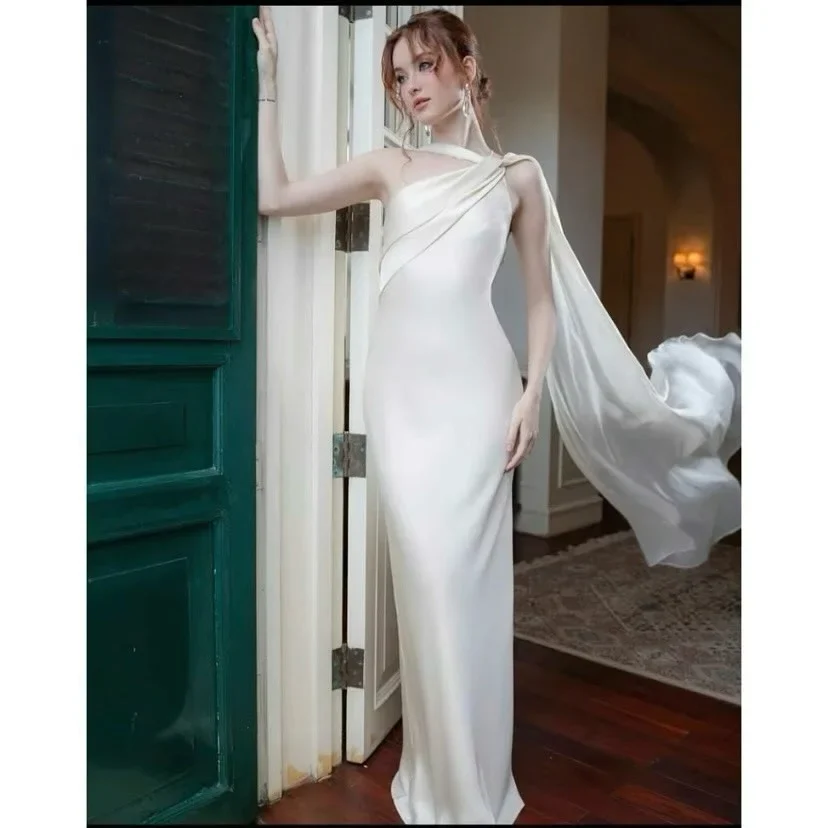 Ảnh 1 của Đầm dạ hội lụa trắng sang trọng nữ