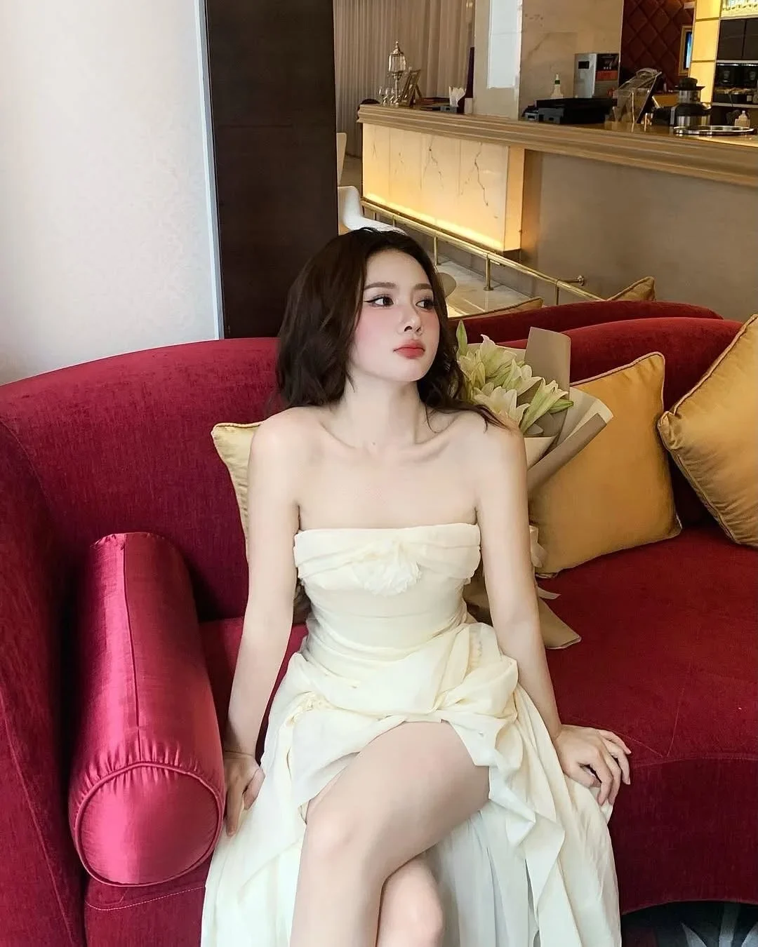 Photo 8 of Đầm tiệc voan kem Must Have