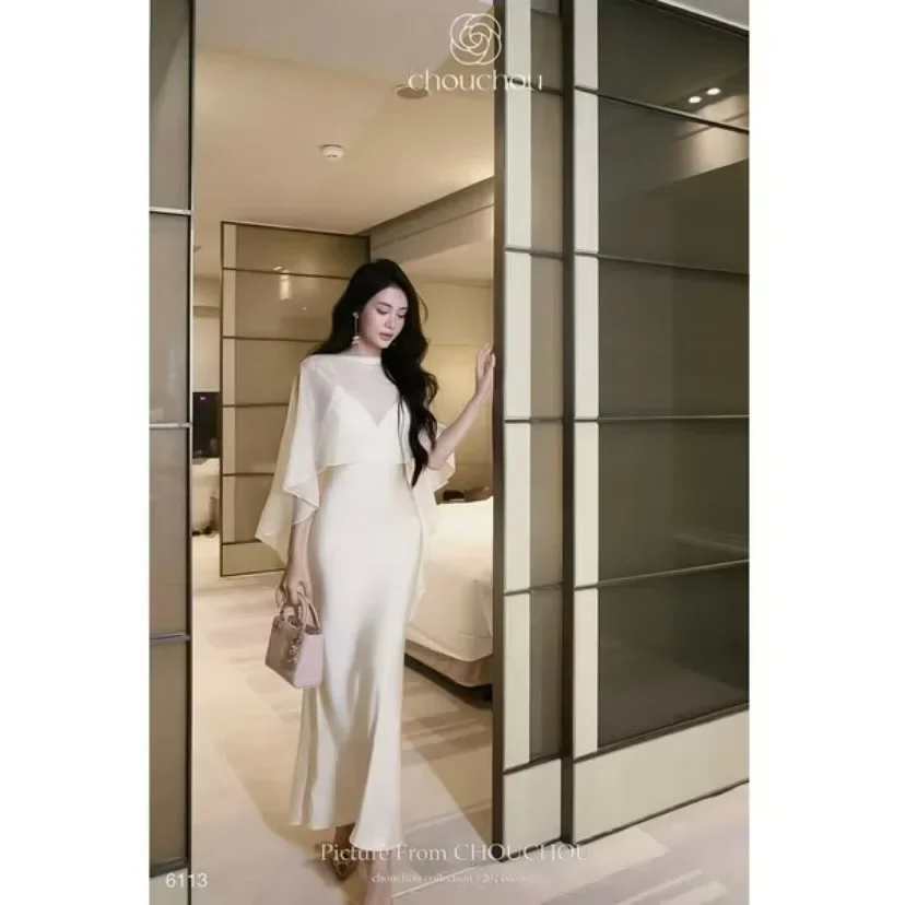 Photo 1 of Đầm dạ hội lụa trắng kem nữ
