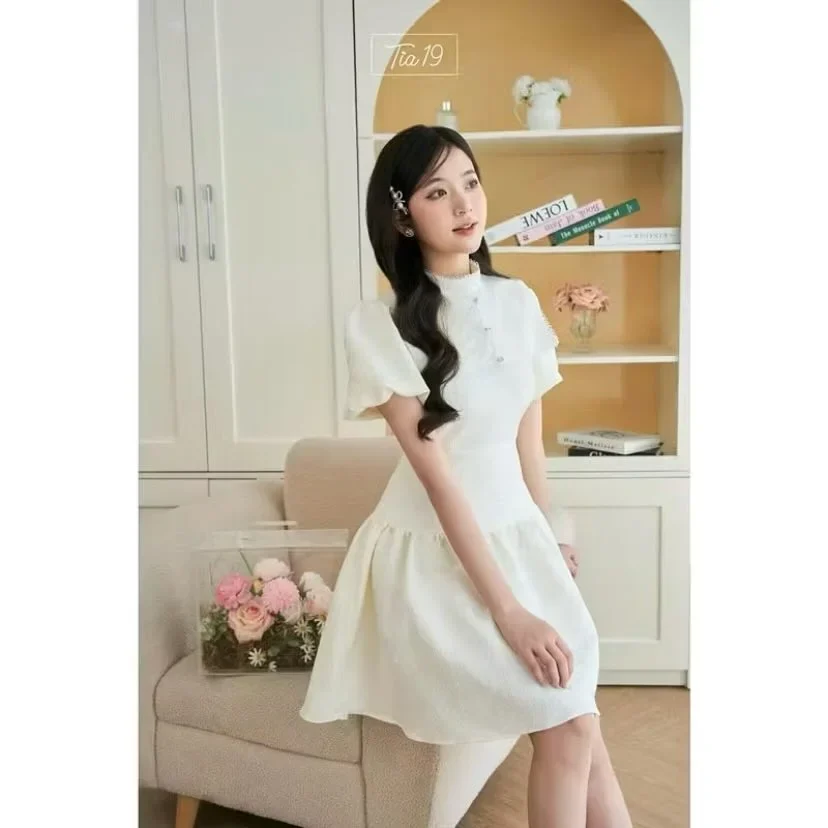 Ảnh 3 của Đầm trắng tay phồng nữ tính