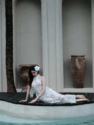 Photo 1 of Đầm ren trắng halter Hiin.design size S