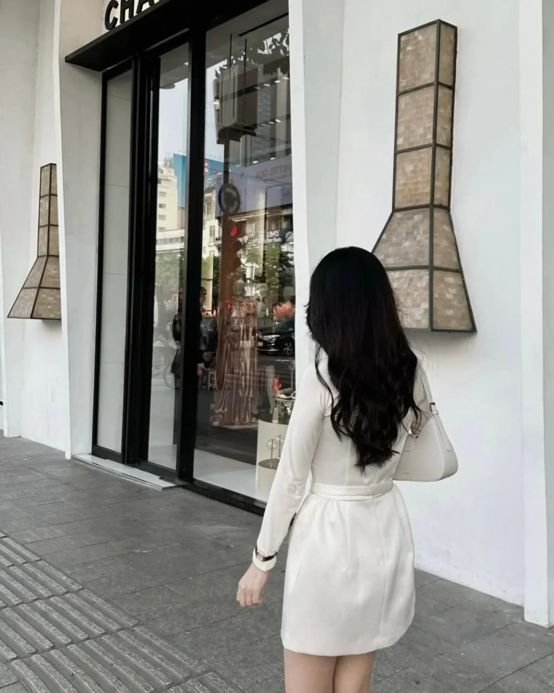 Ảnh 5 của Váy mini trắng Joie Des Roses tay dài