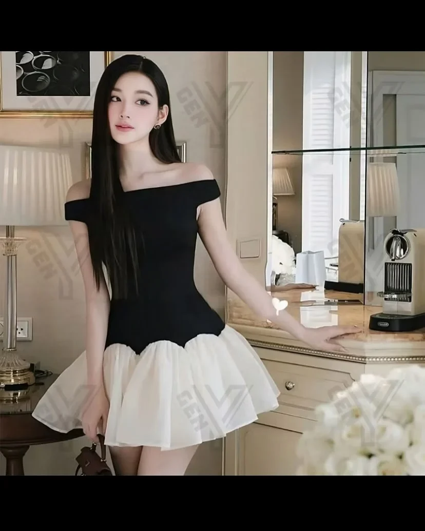 Ảnh 1 của Đầm ngắn trễ vai đen trắng nữ tính