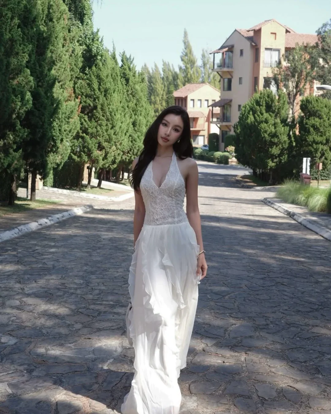 Ảnh 9 của Váy maxi ren trắng Amelie size S