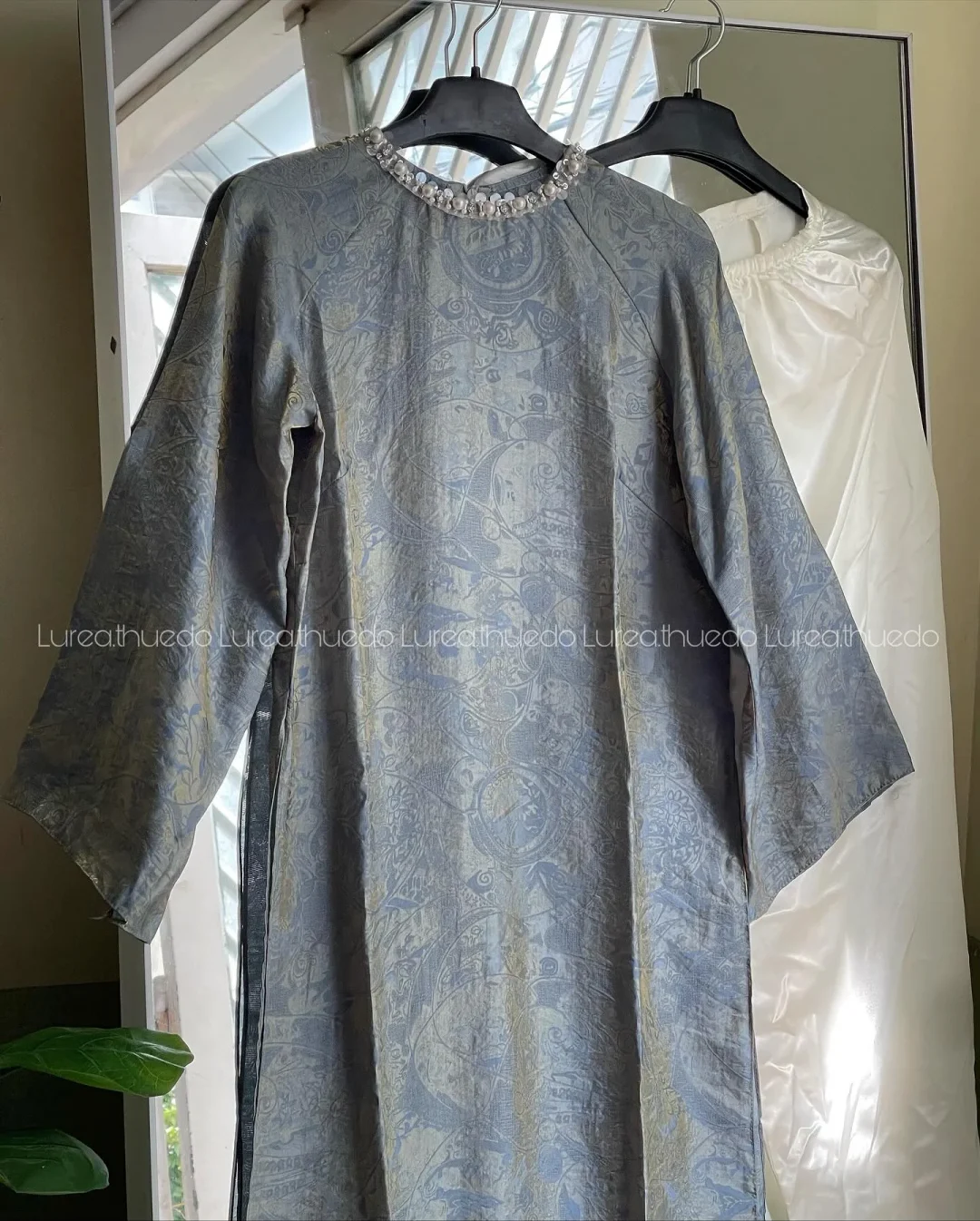 Photo 9 of Áo Dài Nữ Truyền Thống Nhiều Màu Cho Thuê