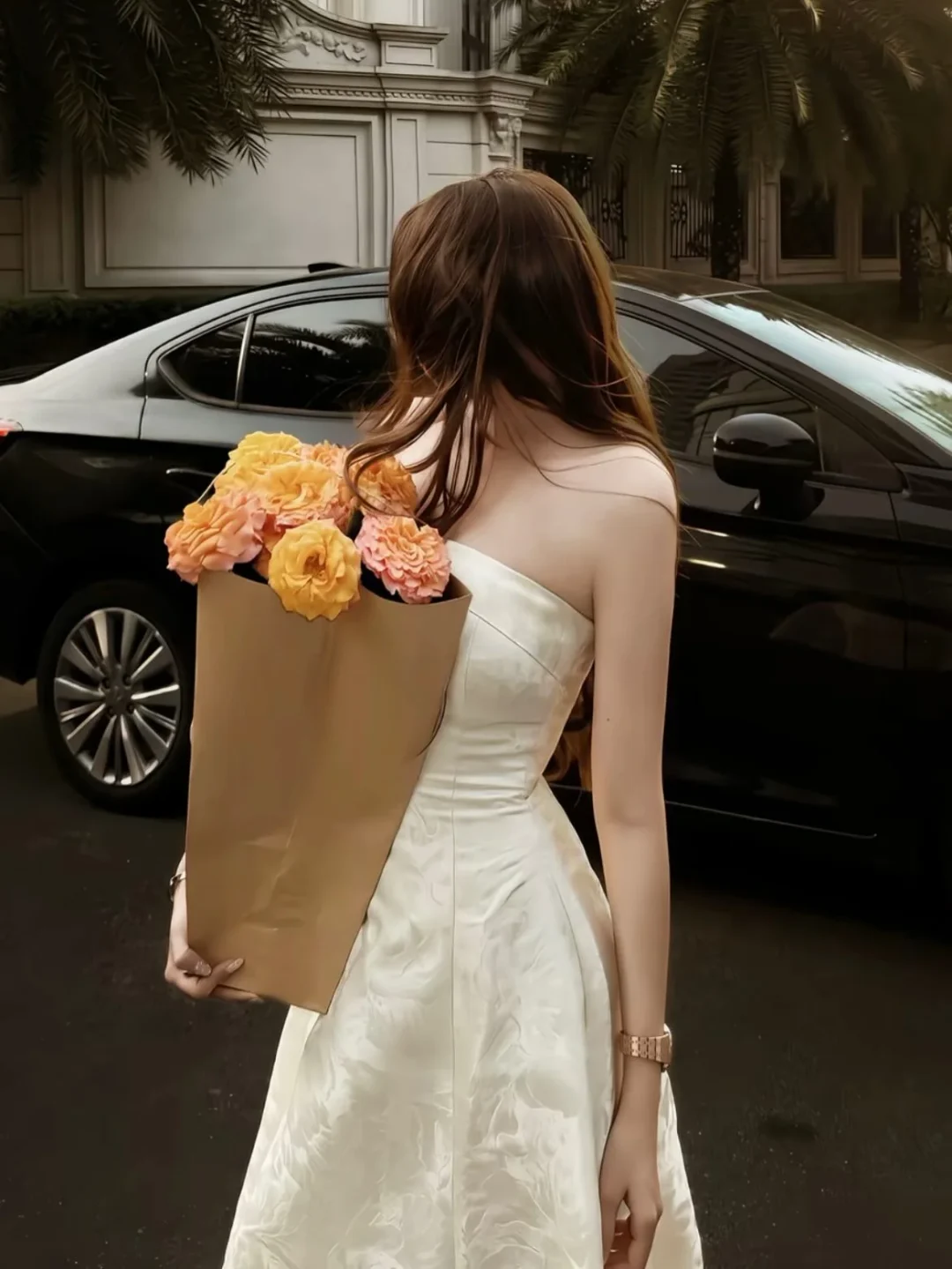 Photo 6 of Đầm strapless lụa trắng Fini8 nữ