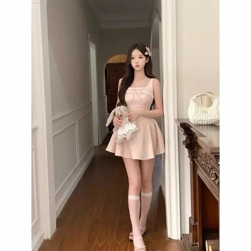 Photo 3 of Đầm ngắn nơ ren hồng pastel nữ