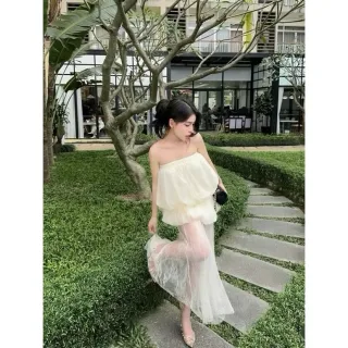 Photo 2 of Set áo voan trắng chân váy ren nữ
