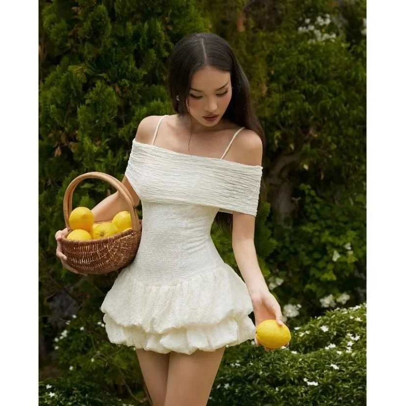 Photo 1 of Váy trễ vai trắng bèo nhún nữ