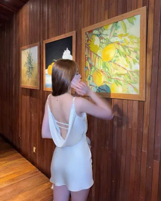 Photo 3 of Đầm lụa ren cổ đổ Kaiiros màu kem