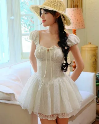 Ảnh 1 của Váy ren trắng corset mini nữ tính