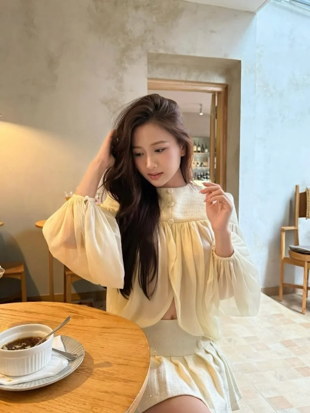 Photo 7 of Set Áo Voan Chân Váy Trắng Amelie Nữ