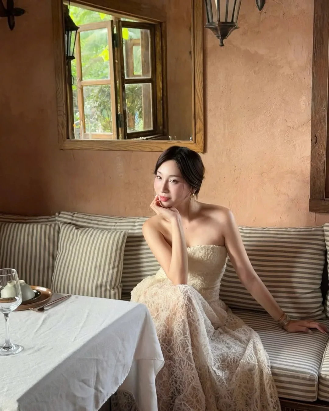 Ảnh 8 của Váy ren cúp ngực kem trắng Noon.tillmoon