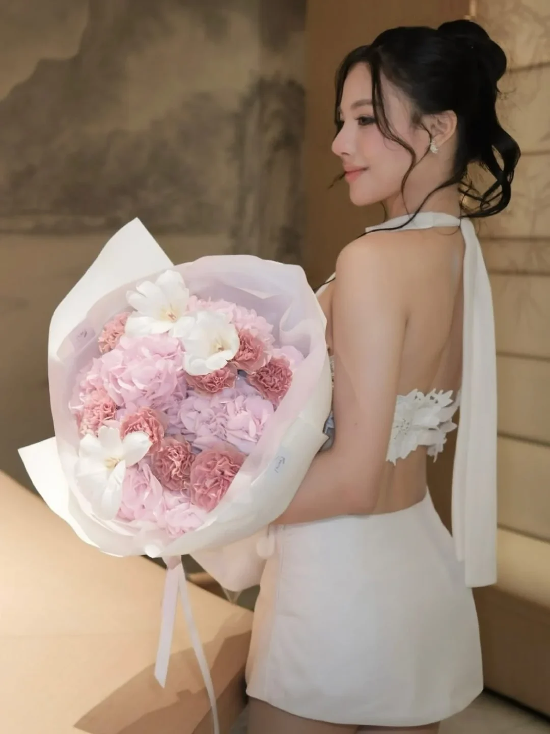 Photo 3 of Đầm yếm ren trắng Maikaa thiết kế nữ