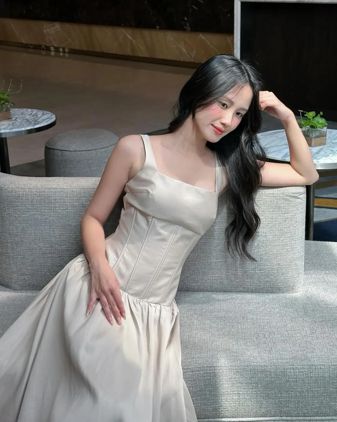 Ảnh 1 của Váy corset lụa be nhạt Rechic nữ