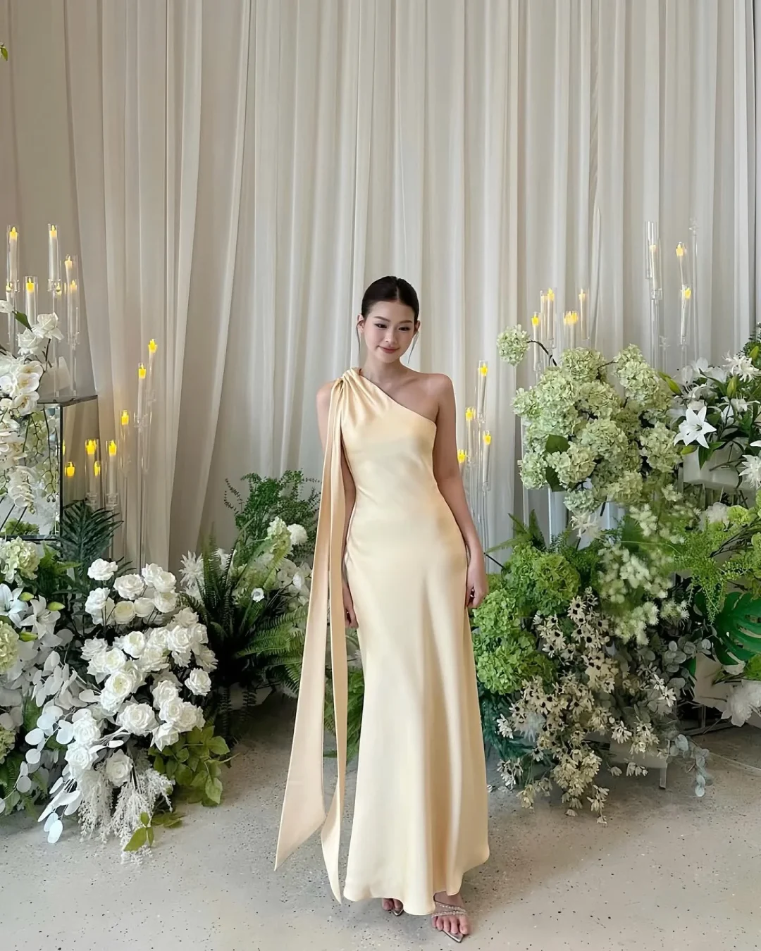 Ảnh 1 của Đầm lụa dài lệch vai vàng nhạt size S
