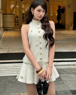 Ảnh 1 của Đầm tweed trắng không tay Ononmade