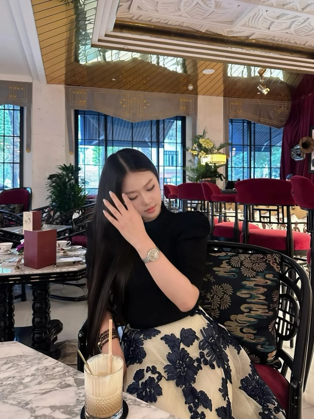 Photo 4 of Chân váy hoa nữ midi trắng xanh Luyuanr