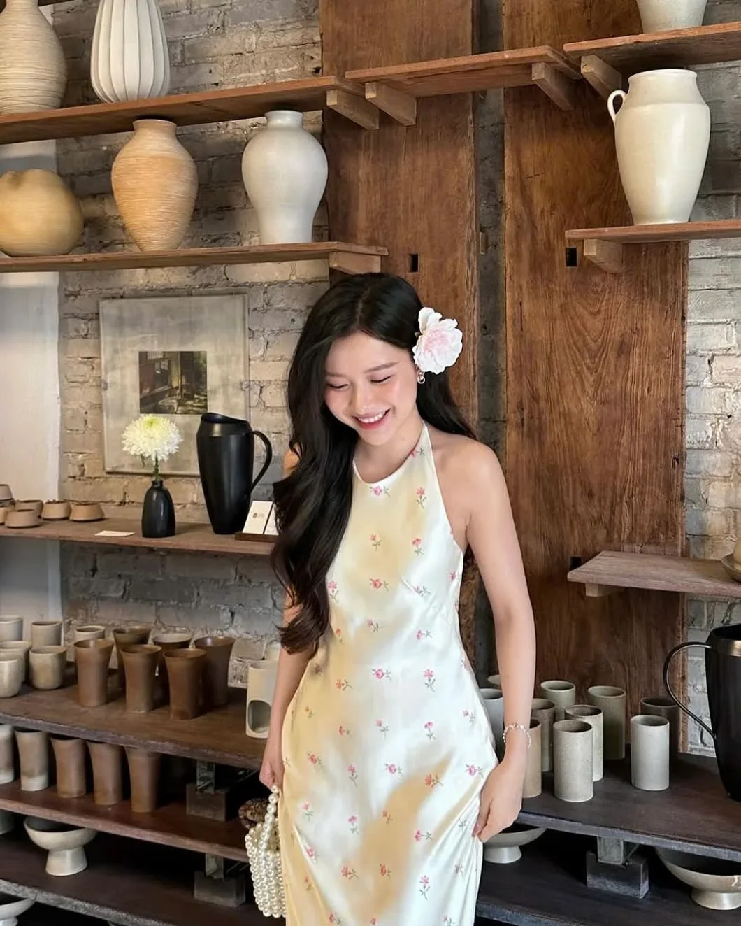 Photo 2 of Váy dài lụa hoa nhí kem Dressesinsilk