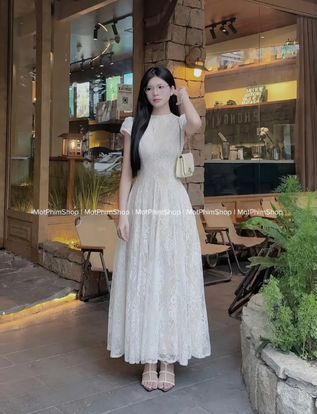 Ảnh 1 của Váy ren maxi kem size M nữ