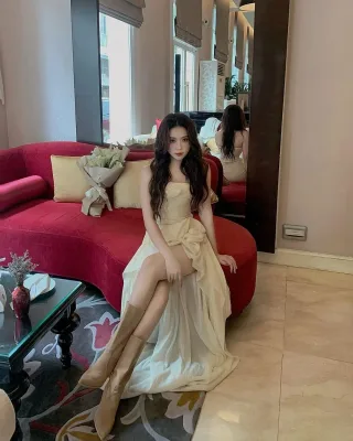Photo 1 of Đầm tiệc voan kem Must Have