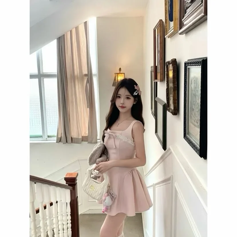 Photo 4 of Đầm ngắn nơ ren hồng pastel nữ